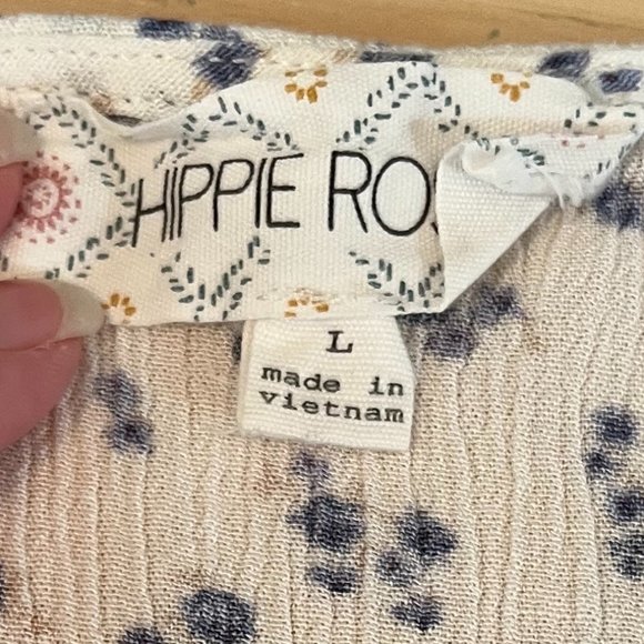 Hippie Rose Peplum Blue and White Floral Top tie detail front Size Large - Picture 9 of 11